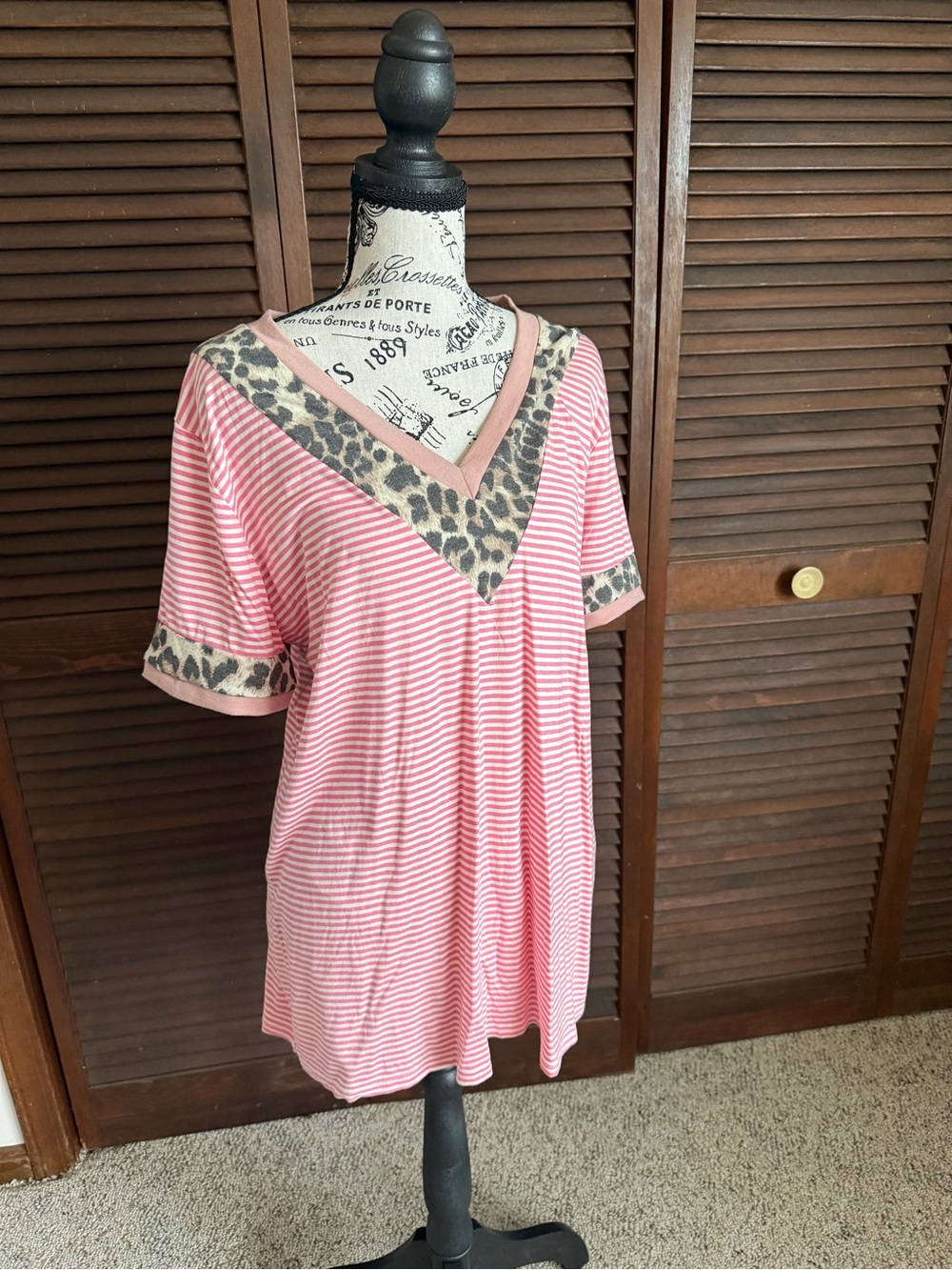 Hemish Pink Stripe Leopard V Neck Tunic Top Large